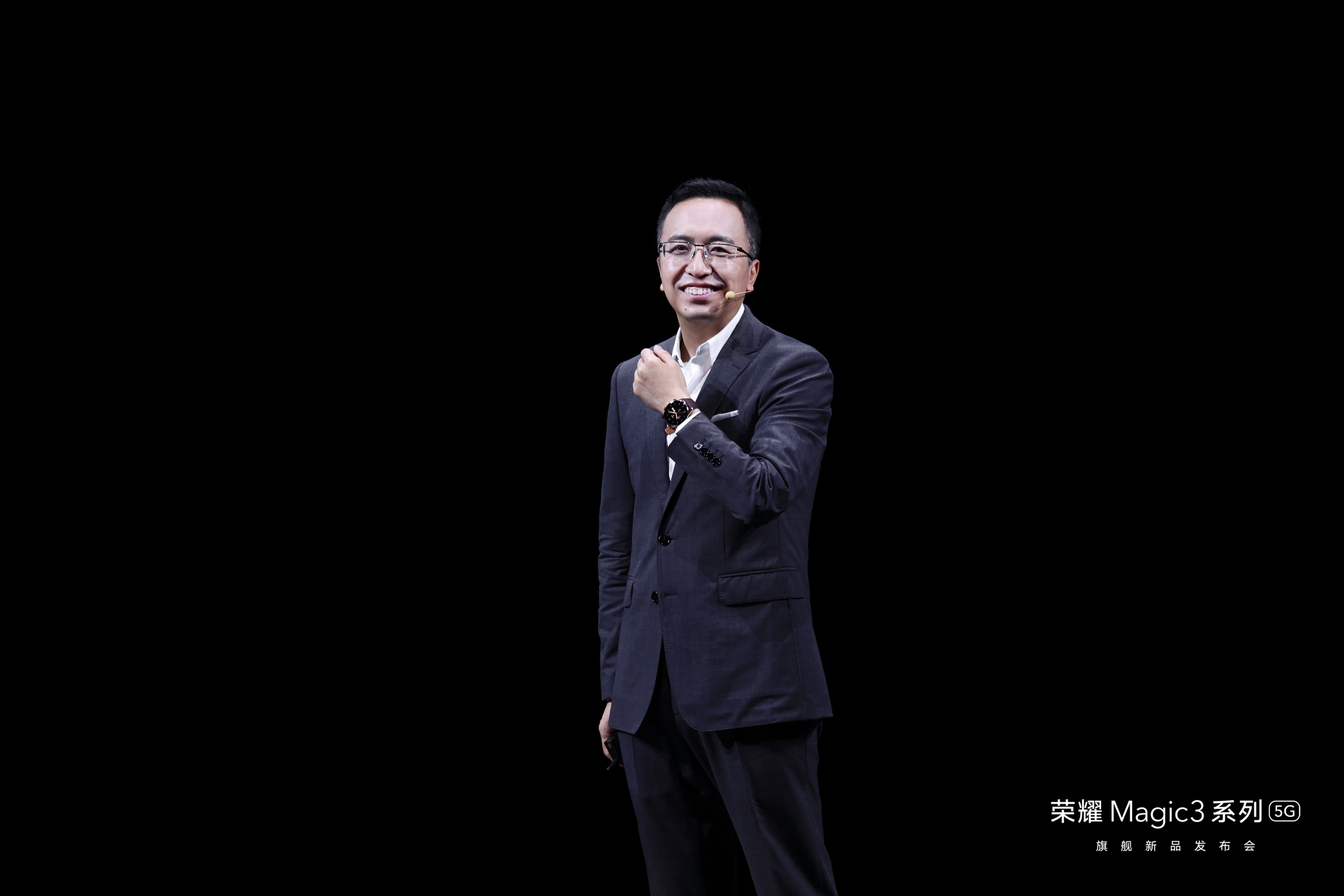 全新<span style='background-color:Yellow;'>荣耀</span>手表GS 3正式发布,8通道心率AI引擎精准高效管理健康生活
