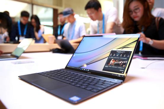 华为MateBook X获2017 <span  style='background-color:Yellow;'>CES Asia</span>最佳PC奖