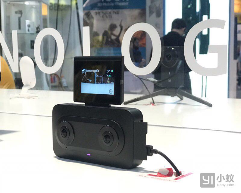 网红VR直播的利器 小蚁180°3D VR相机正式亮相CES 2018