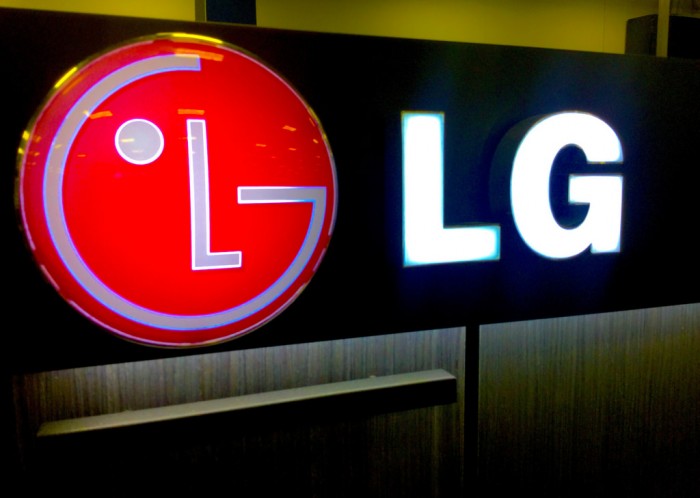 三星移动屏显最大竞争对手来了 LG Dis<span style='background-color:Yellow;'>Play</span>动屏显最大竞争对手来了 LG Display全面拓展移动OLED屏