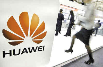<span  style='background-color:Yellow;'>苹果</span>开始向华为交专利费 去年或已支付数亿美元